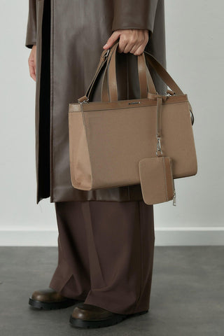 Wide Canvas City Bag Camel