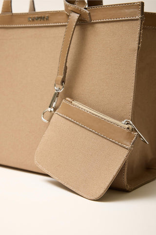 Wide Canvas City Bag Camel