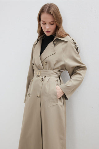 Trench Coat With Detachable Storm Flap Desert Sand