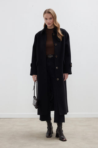 Nora Cachet Coat Black