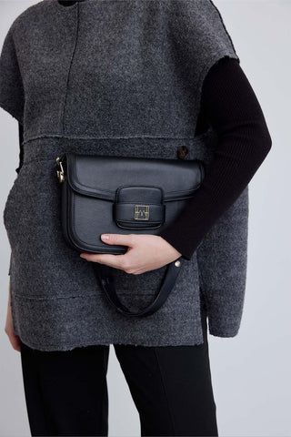 Premium Flap Bag Black