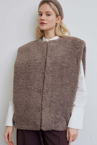 Lola Plush Vest Mink