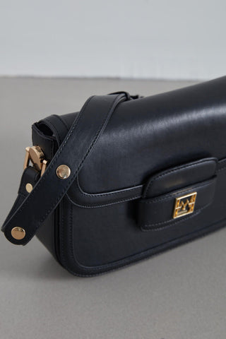 Premium Flap Bag Black