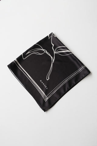 Desenli Saten Boyun Eşarp Gül Siyah
