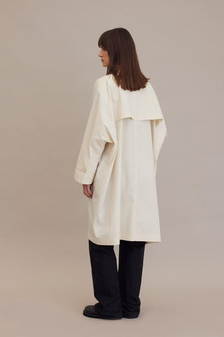 Oversize Technical Fabric Trench Coat Vanilla