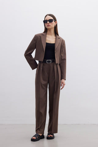 Buttoned Short Jacket Brown