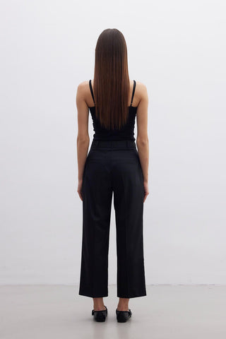 Straight Fit Single Pleated Trousers Black