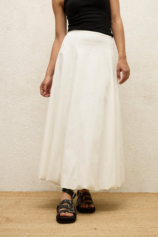 Balloon Silhouette Skirt Ecru