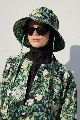 Bucket Hat With String Leaf