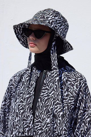 Bucket Hat With String Zebra