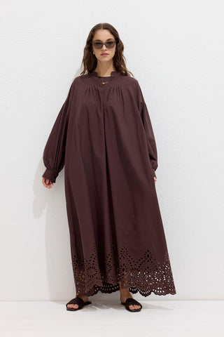 Nakışlı Broderie Elbise Kahverengi