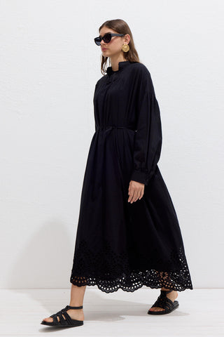 Nakışlı Broderie Elbise Siyah