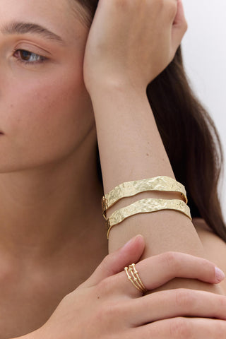 Vintage Engraved Bracelet Light Yellow