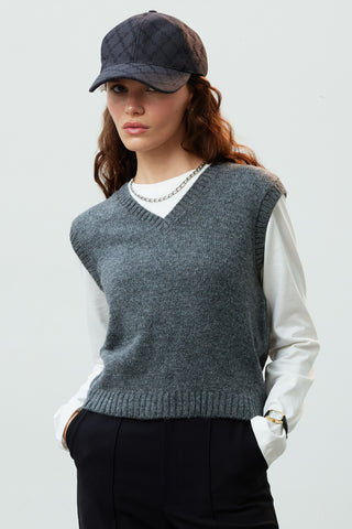 V-Neck Knit Sweater Grey