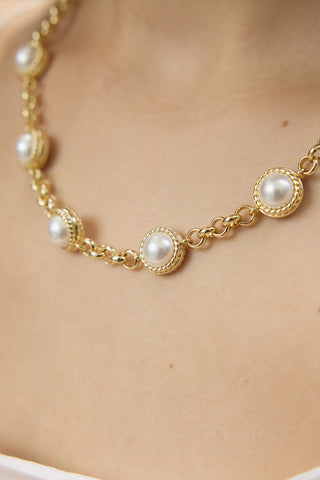 Pearl Vintage Necklace Light Yellow