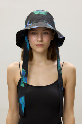 Bucket Hat With String Brush