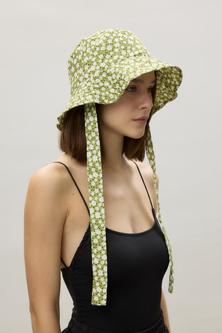 Bucket Hat With String Daisy