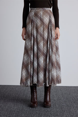 Ruffled Wide Skirt Plaid Brown