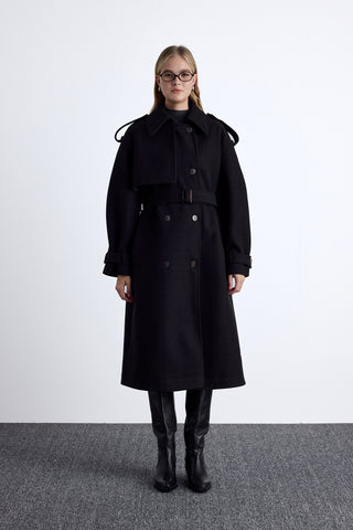 Epaulet Cachet Coat Black