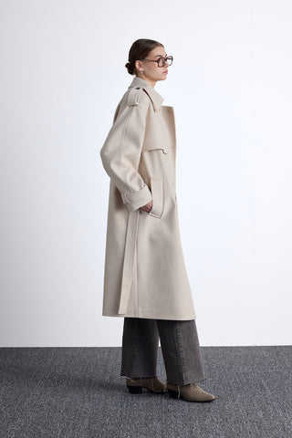 Epaulet Cachet Coat Beige