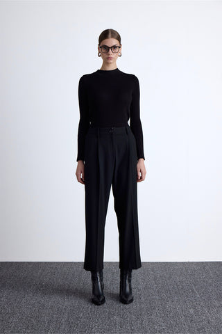 Classic Pleated Pants Black
