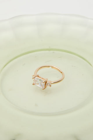 Natural Tone Baguette Ring White