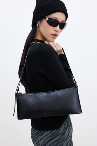 Thin Strap Baguette Bag Black