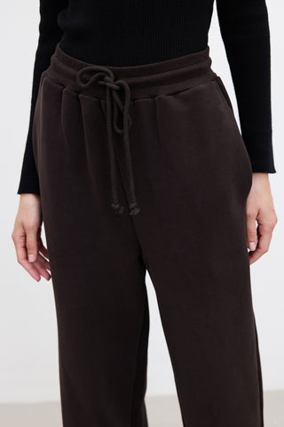 Basic Relaxed Trousers Dark Brown