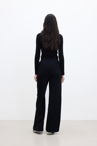 Basic Relaxed Trousers Black
