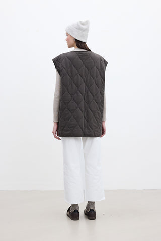 Quilted Pocketed Vest Brown