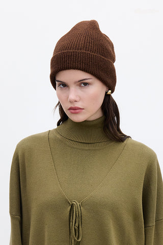 Ribbed Knit Beanie Brown