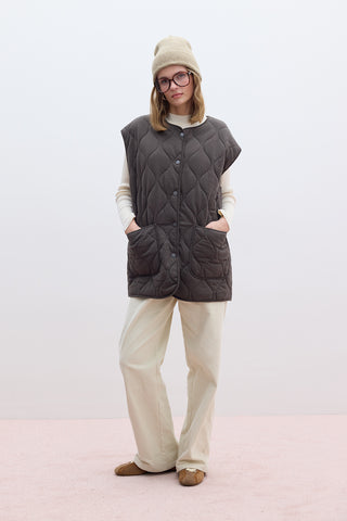 Quilted Pocketed Vest Brown