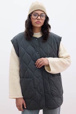 Quilted Pocketed Vest Anthracite