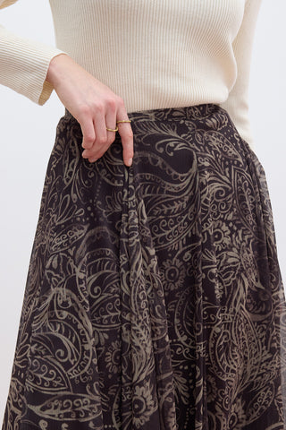 Ruffled Wide Skirt Freesia