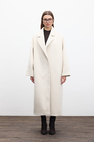 Straight Cut Cachet Coat Beige