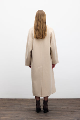 Straight Cut Cachet Coat Camel Beige