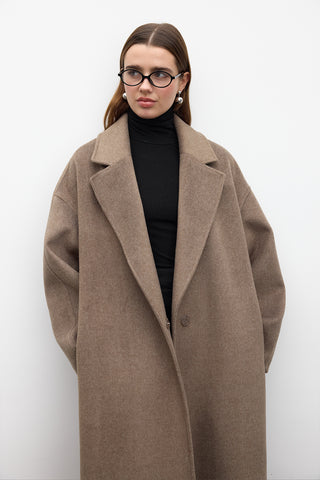 Straight Cut Cachet Coat Ashy Brown