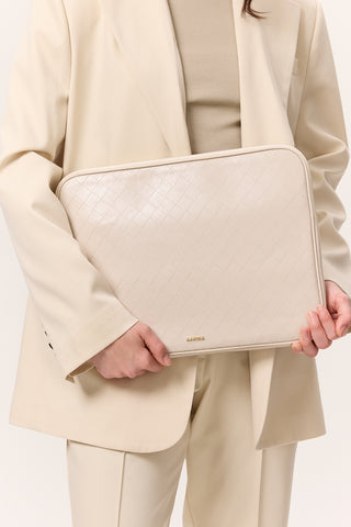 Kapitone Dizüstü Bilgisayar Çantası Bej