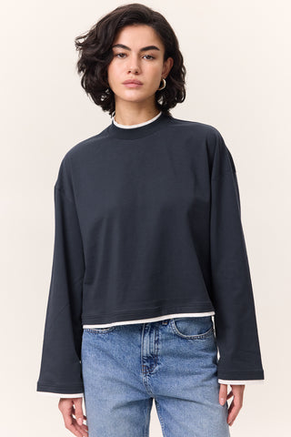 Contrast Long-Sleeve T-Shirt Navy Blue
