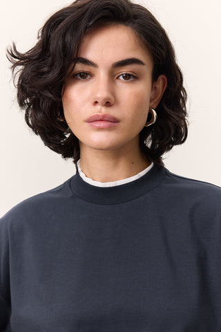 Contrast Long-Sleeve T-Shirt Navy Blue