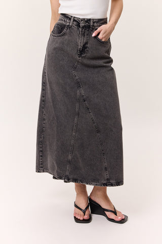 Ruffled-Hem Denim Skirt Black
