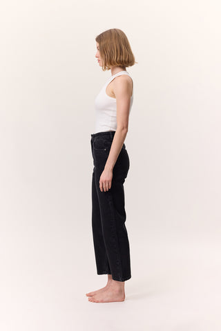 High-Waist Straight-Fit Jeans Black