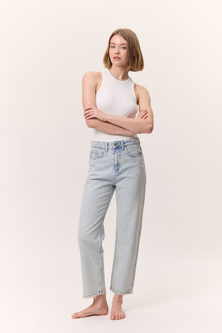 High-Waist Mom-Fit Jeans Ice Blue
