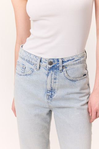 High-Waist Mom-Fit Jeans Ice Blue