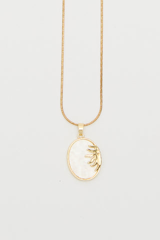 Pearl Leaf Necklace Gold