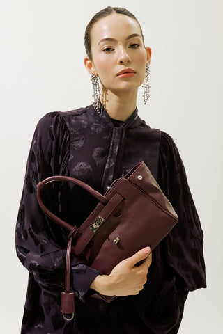 Arte Pocket Detail Shoulder Bag Cherry Red