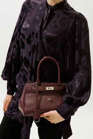 Arte Pocket Detail Shoulder Bag Cherry Red