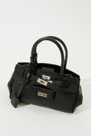Arte Pocket Detail Shoulder Bag Black