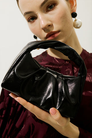 Metallic Finish Clutch Black