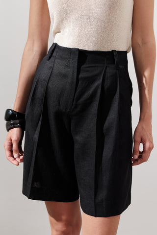 Linen Pleated Bermuda Shorts Black